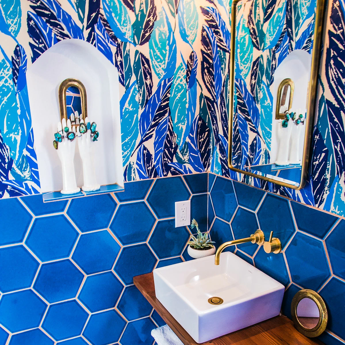 Jungalow Nana Wallpaper In Blue By Justina Blakeney®